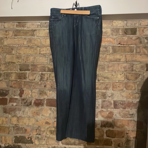 Full Leg - Picture 3 of 5